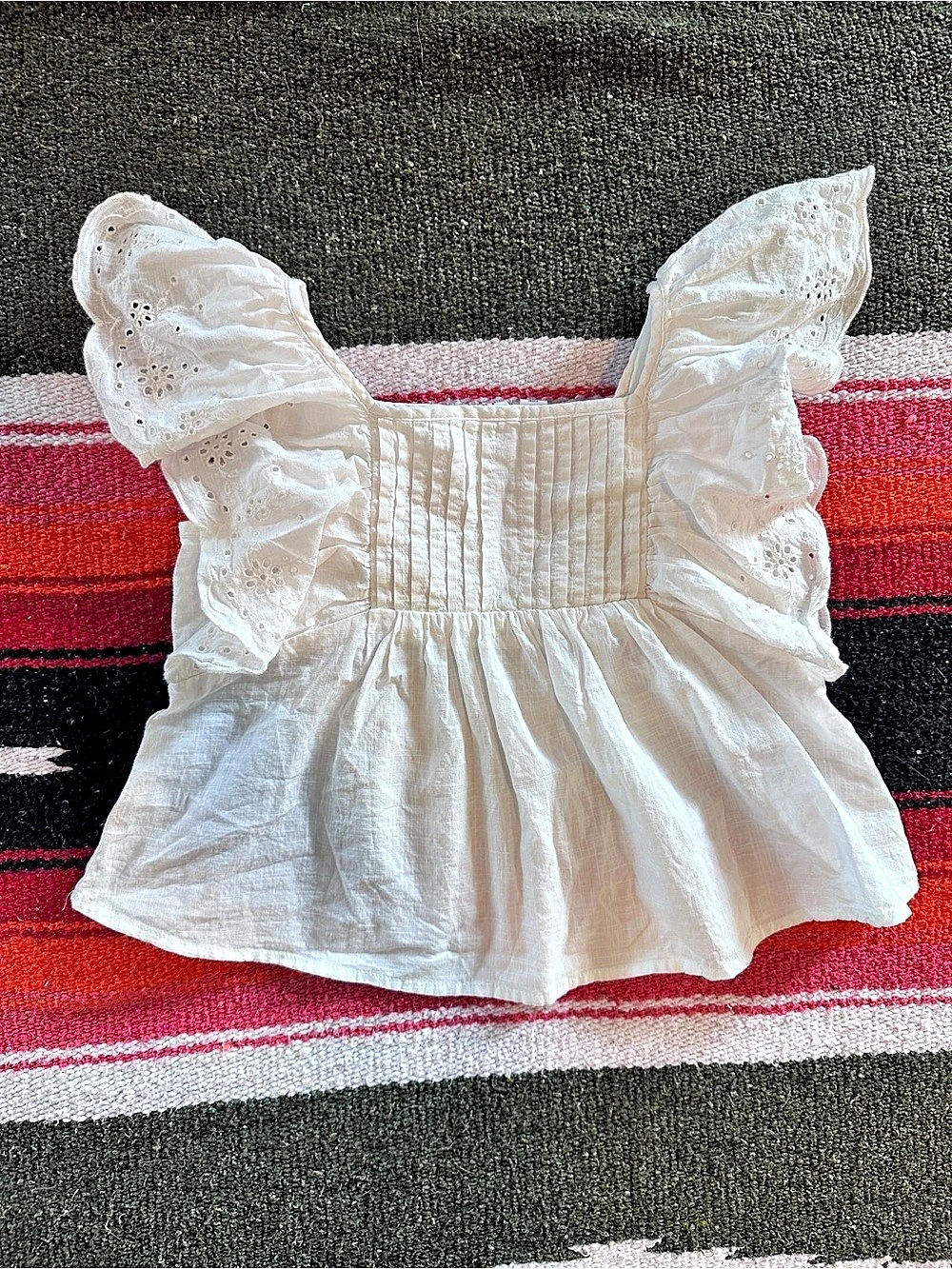 Gap Girls Small White Eyelet Blouse